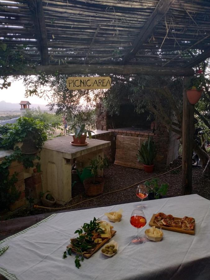 B&B Ottoulivi Sardara Esterno foto